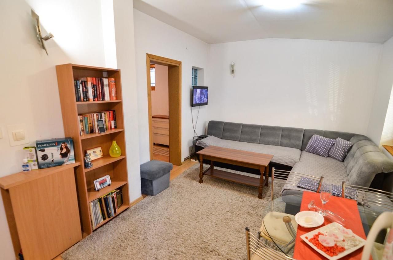 Blacksmith Apartment + Free Private Parking SJJ Exterior foto